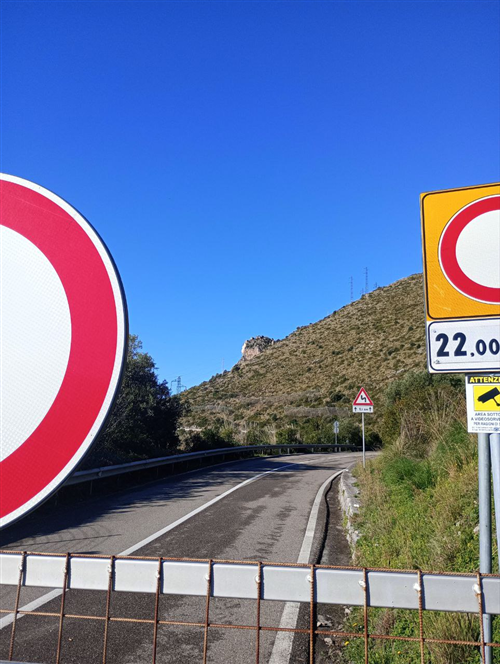 AVVISO prolungamento chiusura strada SS18 loc. Castrocucco